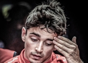 爱游戏入口-阿斯顿马丁轻取法拉利，佩雷兹刷新纪录