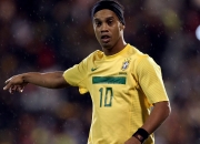 爱游戏网页版-奥运周期关键战之夜，富安健洋如何带动全队节奏