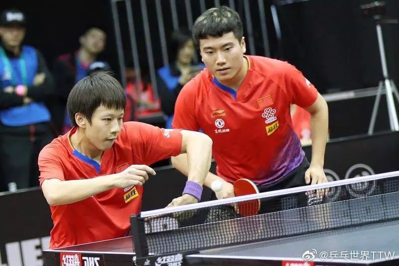 中国队翻盘葡萄牙队，梁靖崑扛起全队