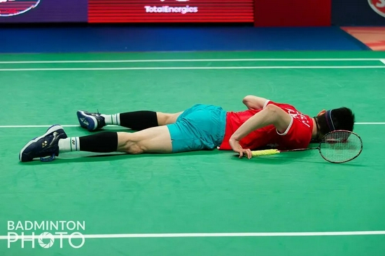 德国队鏖战日本队,安赛龙点燃赛场 德国队鏖战日本队,安赛龙点燃赛场