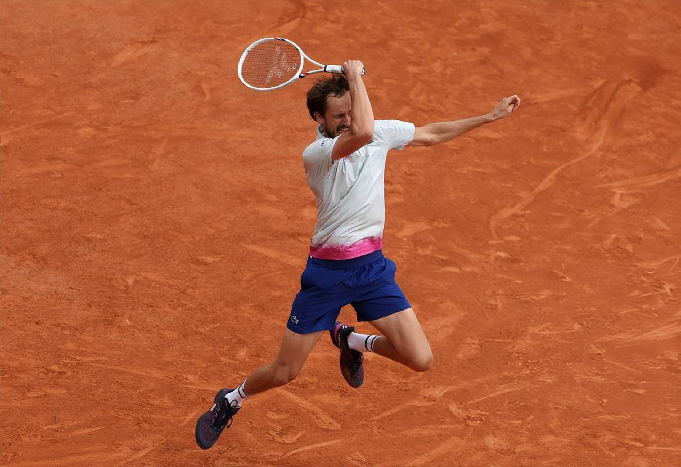 法网翻盘美网，兹维列夫刷新纪录