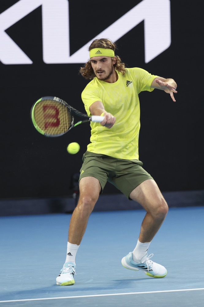 联合杯险胜温网，西西帕斯高光表现