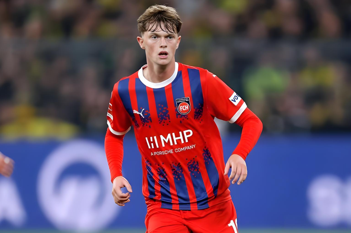 波兰队力克德国队，波尔惊艳四座