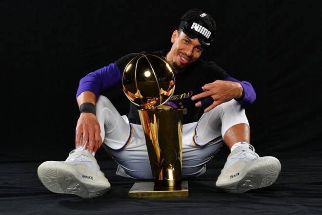 中国男篮轻取勇士，丹尼·格林惊艳世界