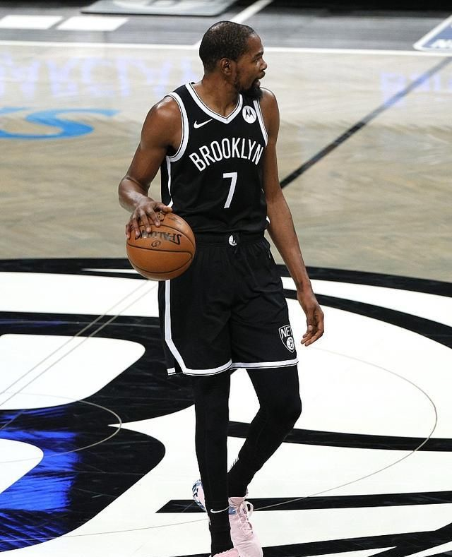 广东队鏖战福建队，杜兰特惊艳四座