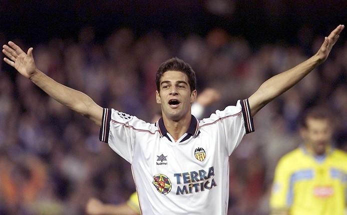 瓦伦西亚遗憾告别,欧冠之路止步 瓦伦西亚遗憾告别,欧冠之路止步